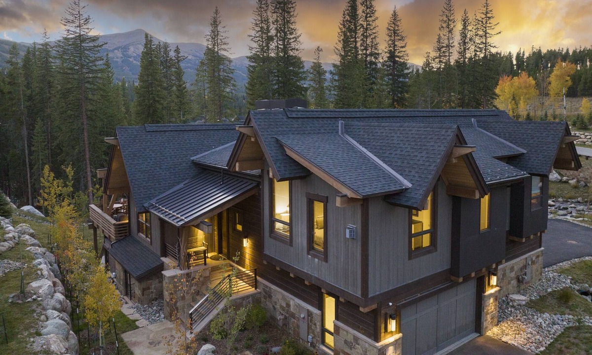 Breckenridge House | 1.5 mi to Gondola/Town, 5-Star Perfection, Views