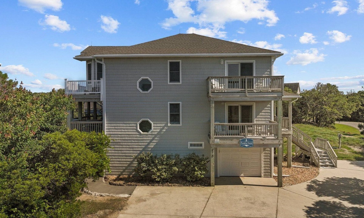 Spindrift House | 2062 - Paradise Found - Spacious Corolla Getaway w/Pool & Elevator