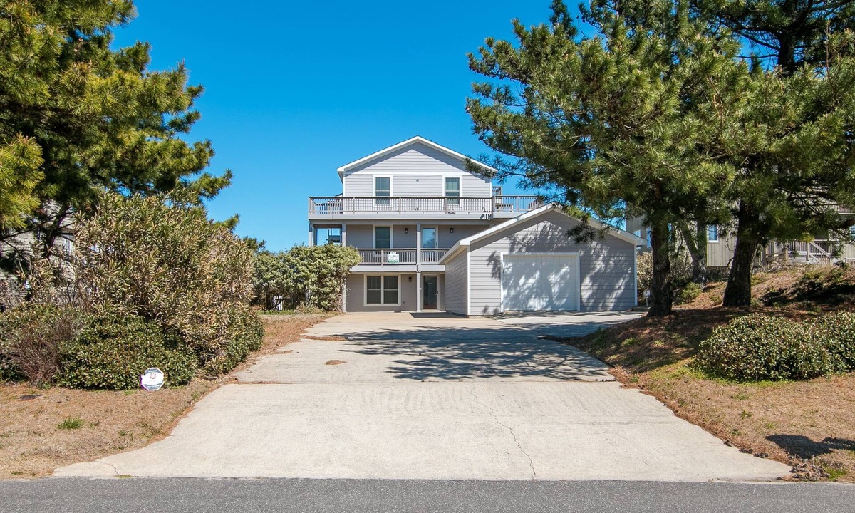 Carolina Dunes House | 2875 - MOJO'S, Duck Beachfront Home w/Pool Table & Views