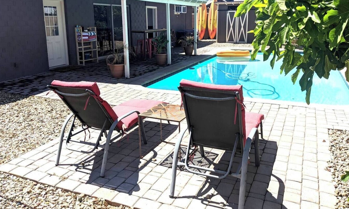 Trail West House | 3 bed 2bath Midcentury Modern Home in Old Town Scottsdale w Pool!