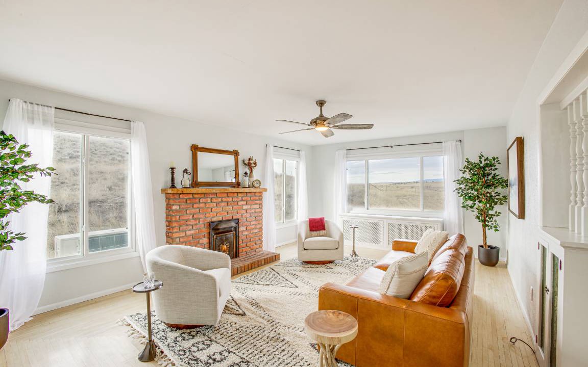 Golden Valley County House | 371 m² House ∙ 6 bedrooms ∙ 12 guests