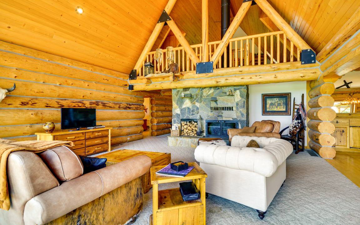 Roberts House | 379 m² House ∙ 4 bedrooms ∙ 10 guests