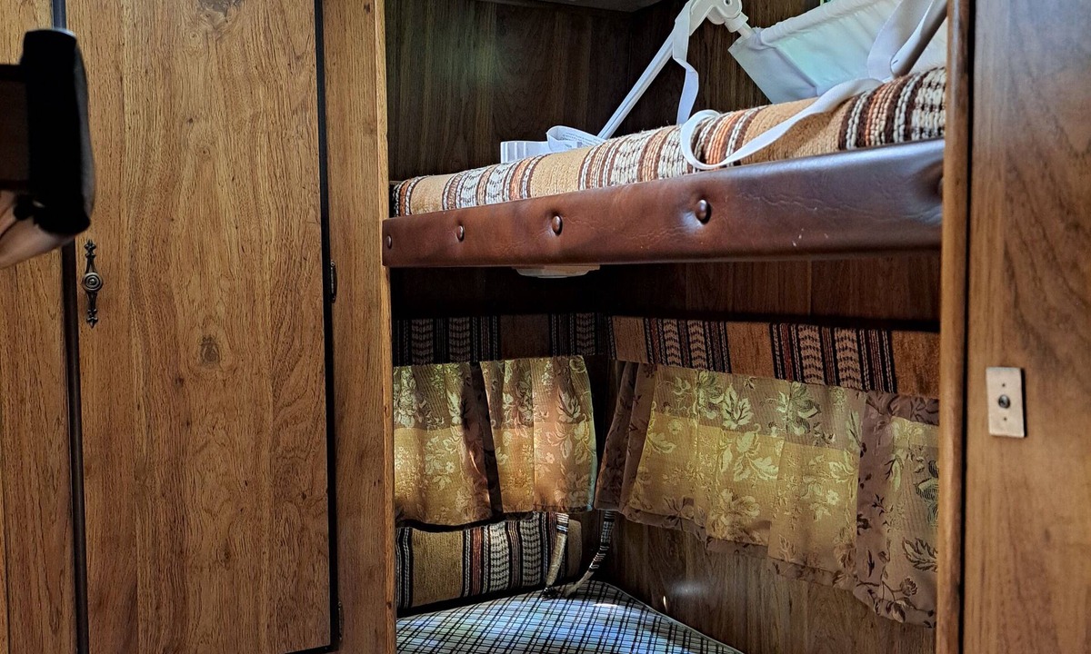 Cloquet RV Rental | 4-bedroom Campground in Delightful Cloquet with AC, WiFi