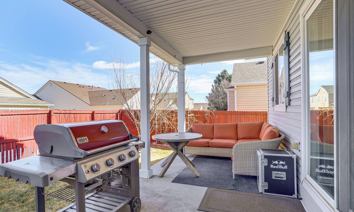 Commerce City House | 9 Mi to DIA: Group Getaway w/Easy Denver Access