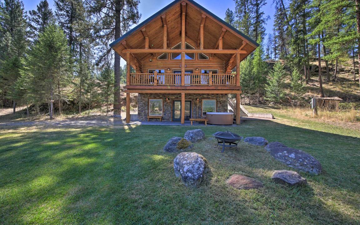 Thompson Falls House | 92 m² House ∙ 2 bedrooms ∙ 4 guests