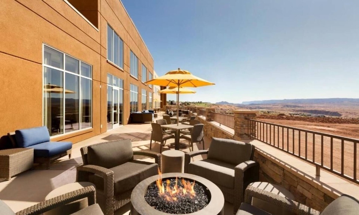 Page Hotel | Adventure Awaits! Relax in Comfort Near Horseshoe Bend | Breakfast Included
