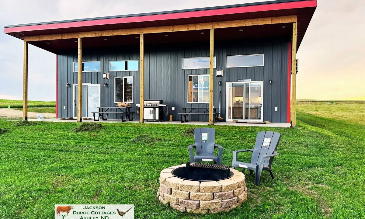 McIntosh County Cabin | Ashley Cottage: Lakeside Retreat on Dry Lake, ND - Beach, Sauna, Pontoon & More