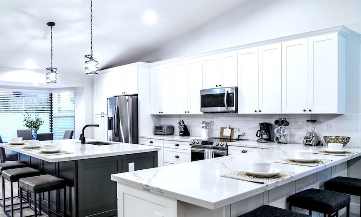 Central Scottsdale Cottage | Beautiful 5-bdrm Vacation Home W/heated Pool !