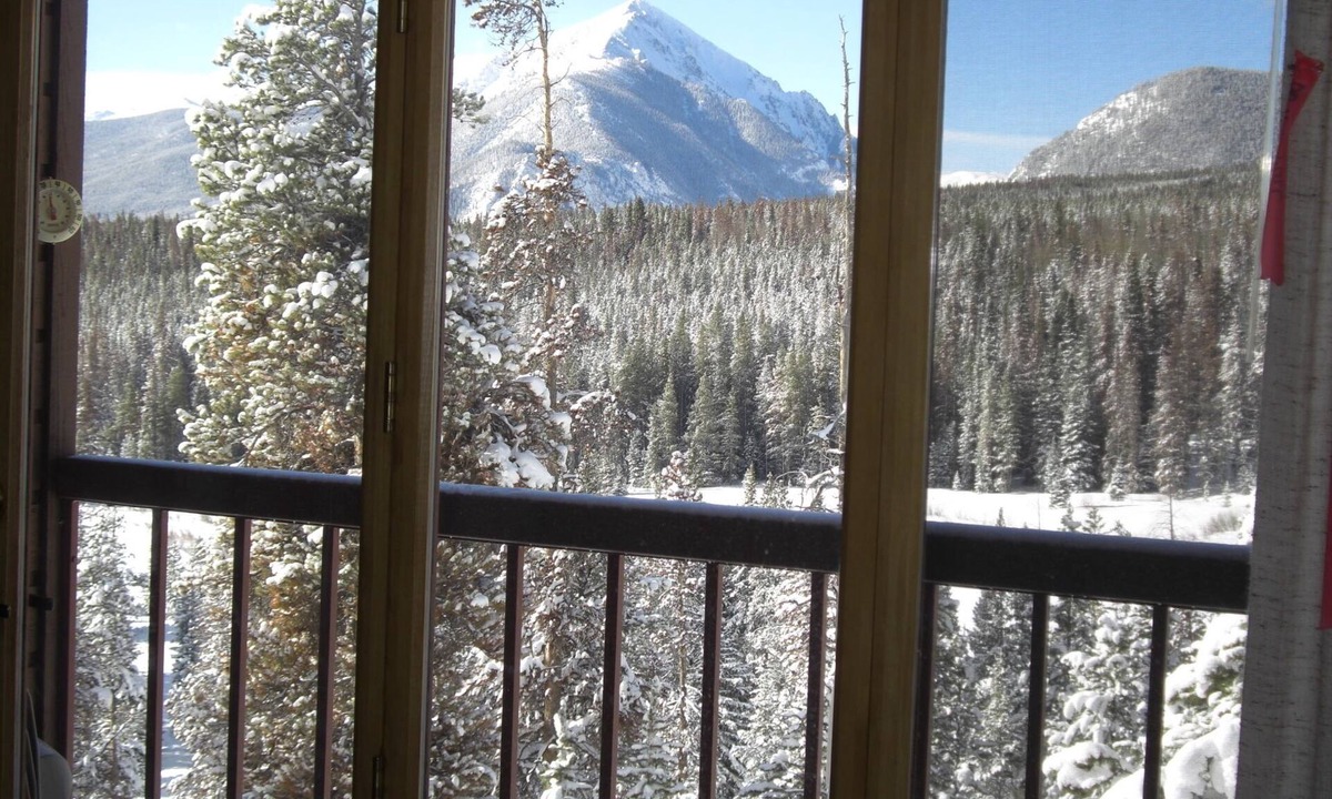 Wildernest Condo | Best views in Rockies-2BR 2 b w fireplace-pool-h.tub. Summer hi temps 70-80s