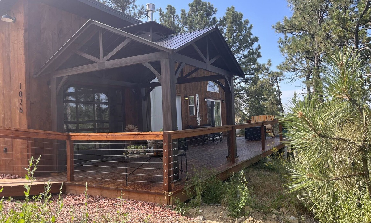 Billings House | Boho Bungalow @ Old Pine Retreats