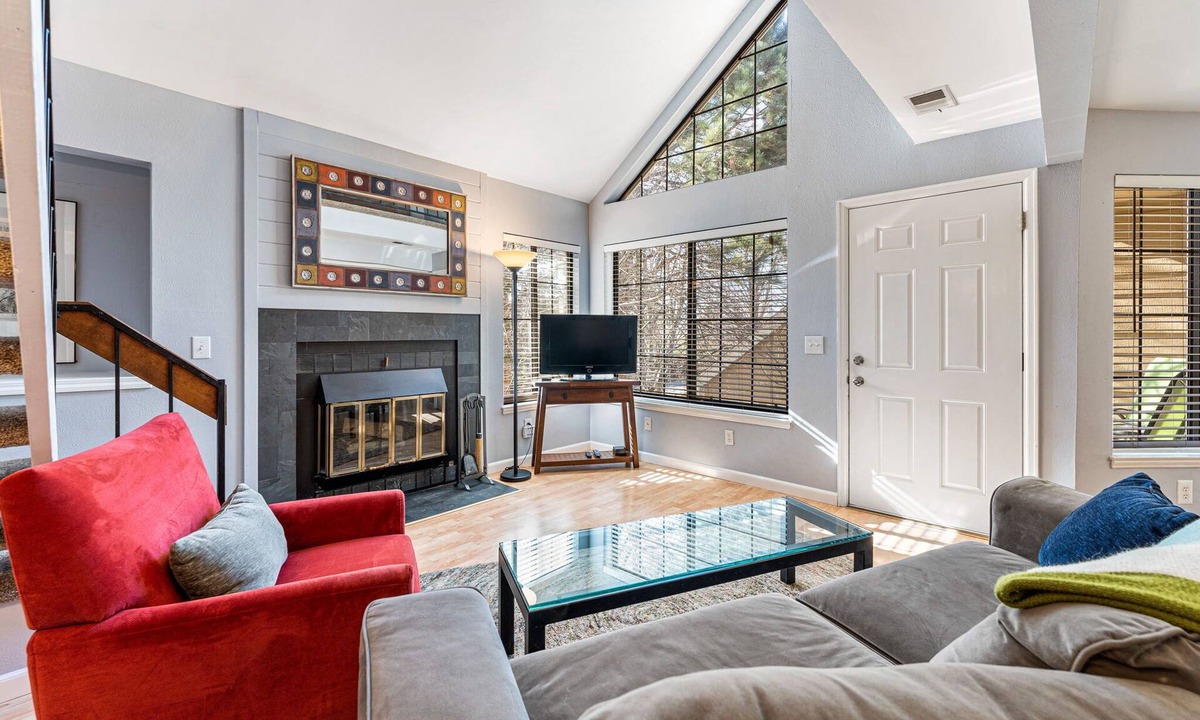 Gunbarrel Condo | Boulder Tree House