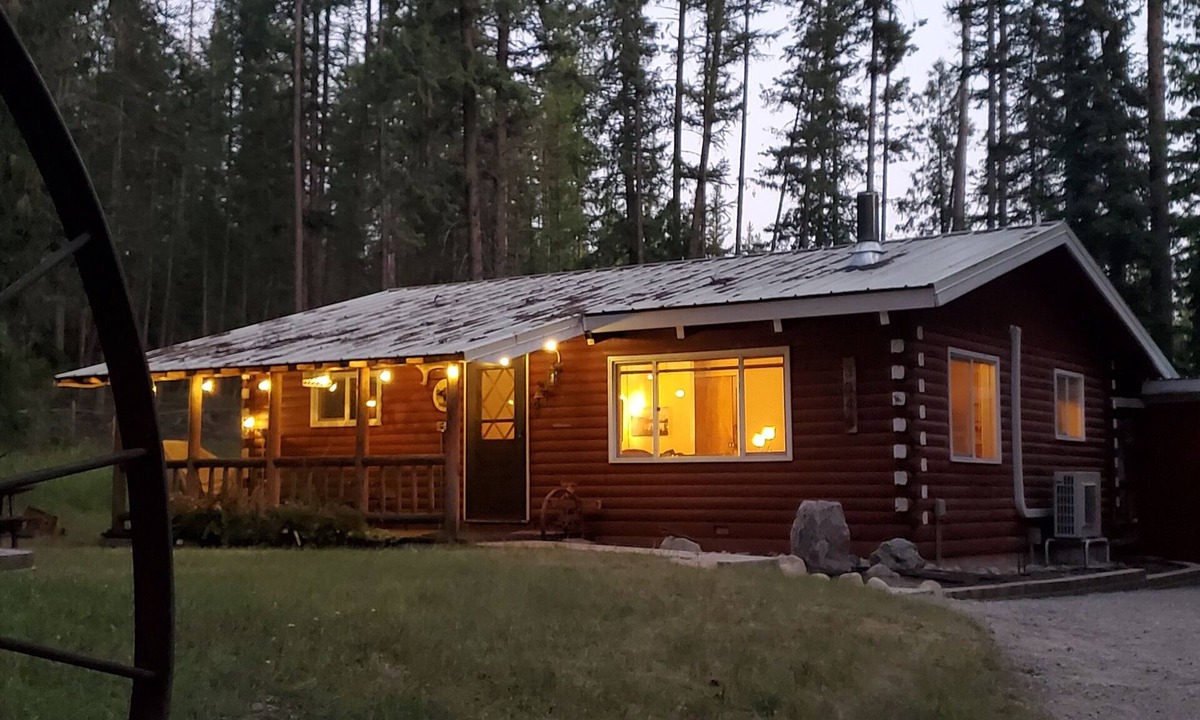 Eureka Cabin | Cabin in the woods, ideal for long stays.