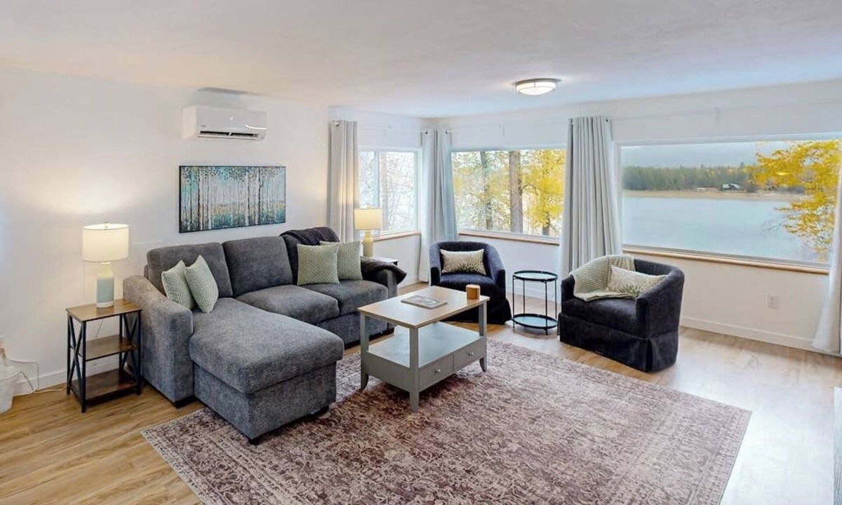Sandpoint House | Charming home with river views, spacious patio, BBQ, WiFi and streaming