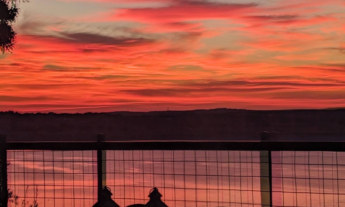 Canyon Lake House | Cliffside Luxury Lake House w/Cool View. Pet-Friendly Gated Yard. Fun to Kayak.