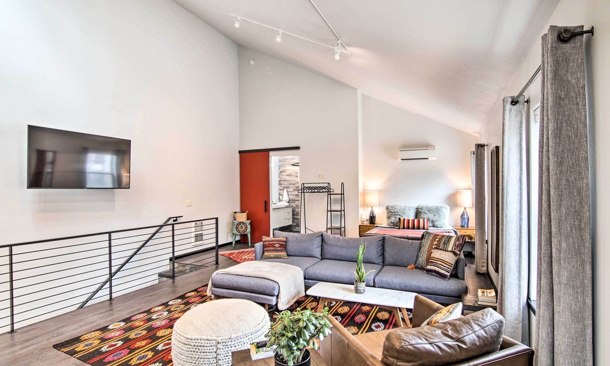 Livingston Apartment | Contemporary-boho Loft in Downtown Livingston!