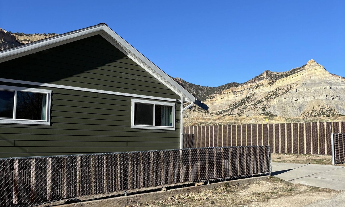 Price House | Cozy Home in Historic Helper Utah, near park, pool, Utah Aggies baseball field.