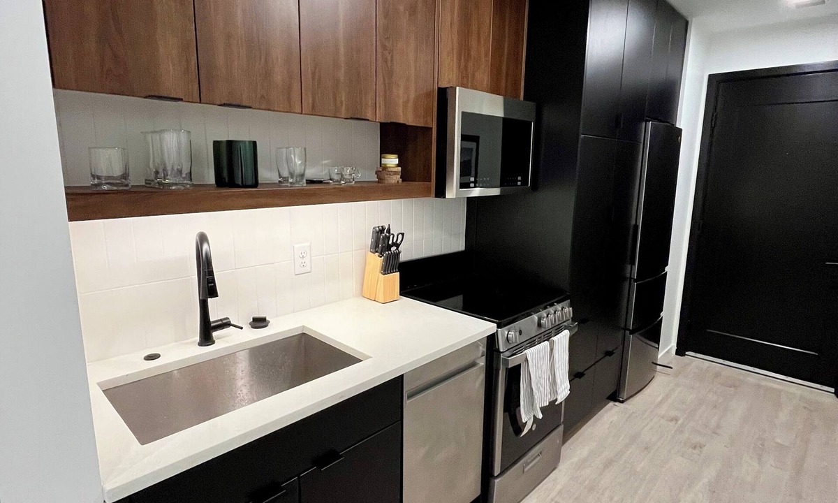 LoDo Apartment | Cozy studio apartment in Denver with AC and gym access