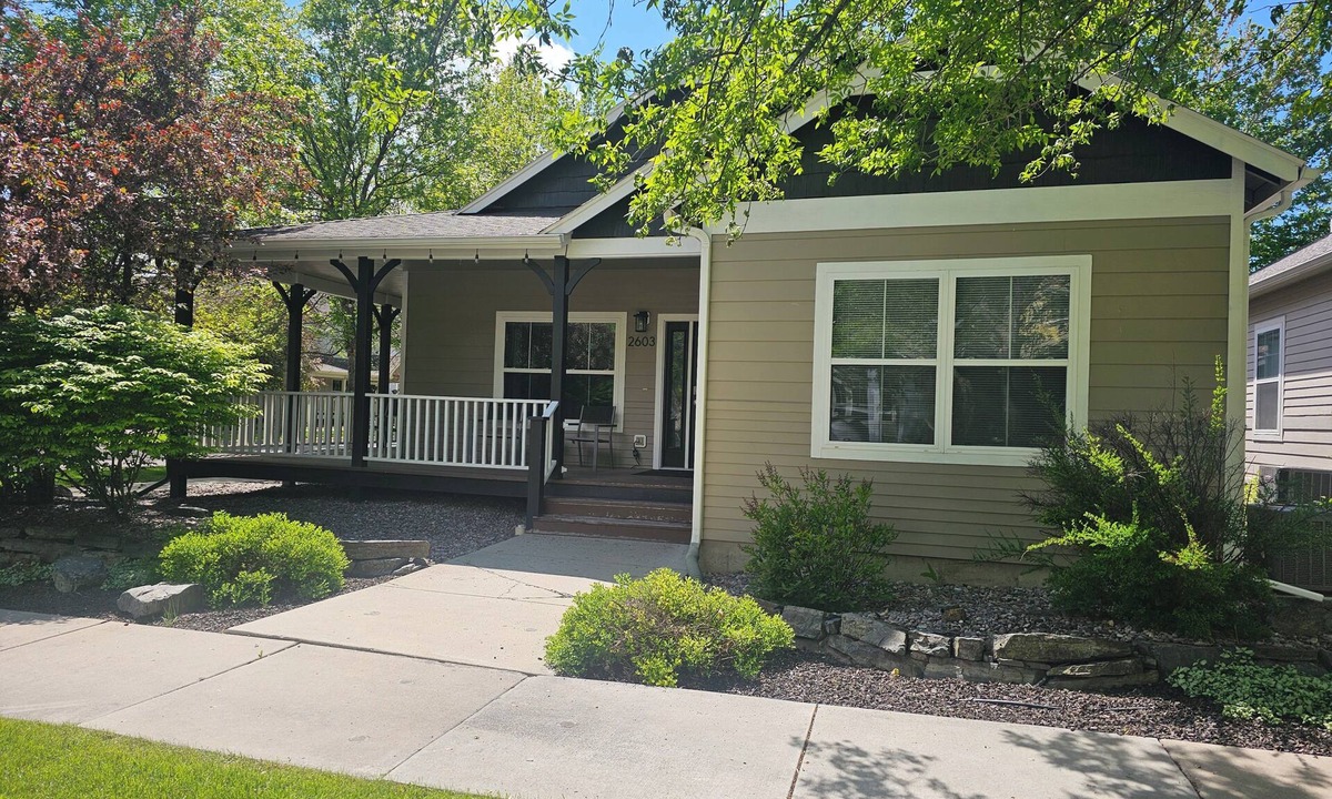 Missoula House | Cute and Clean Bungalow