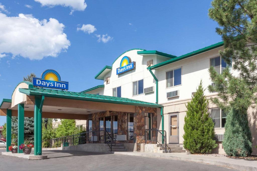 Wye Hotel | Days Inn by Wyndham Missoula Airport