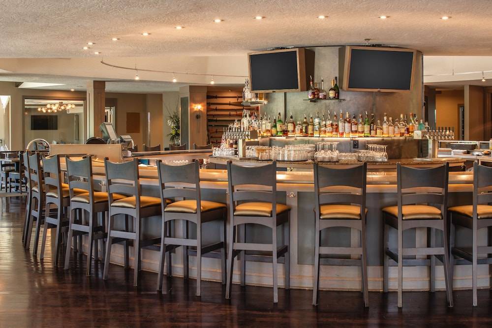 Heart of Missoula Hotel | DoubleTree by Hilton Hotel Missoula - Edgewater