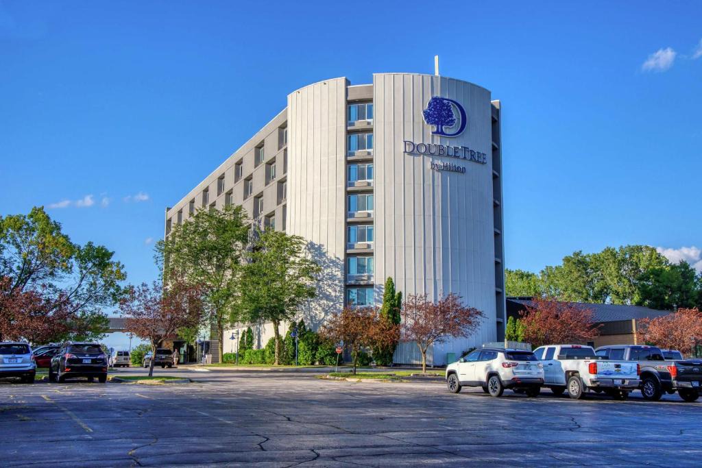 Appleton Hotel | DoubleTree by Hilton Appleton, WI