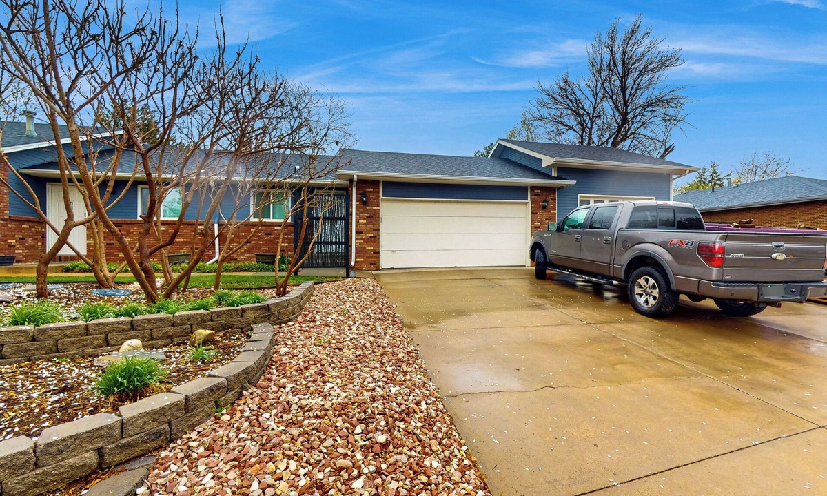 Greeley Condo | Easy Commuting! Renovated Greeley Apartment