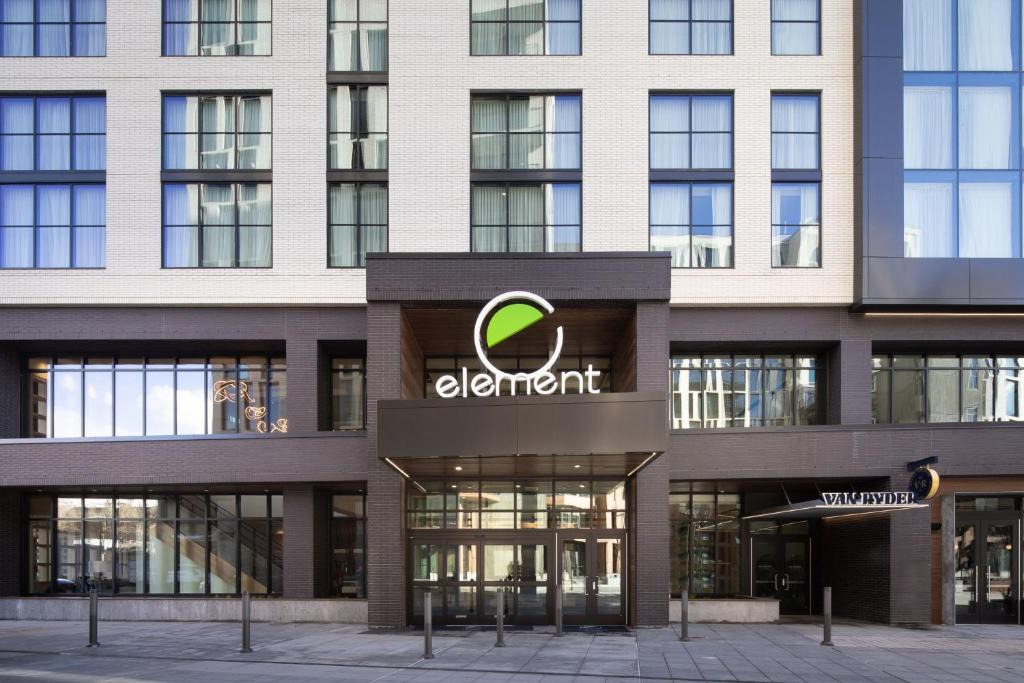 Rio Grande Hotel | Element by Marriott Salt Lake City Downtown