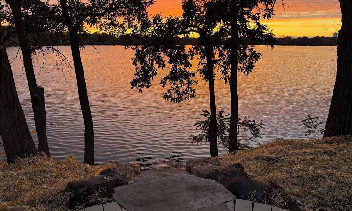 Elk River House | Enjoy beautiful sunsets year round from this spacious 3 BR home on Lake Orono.