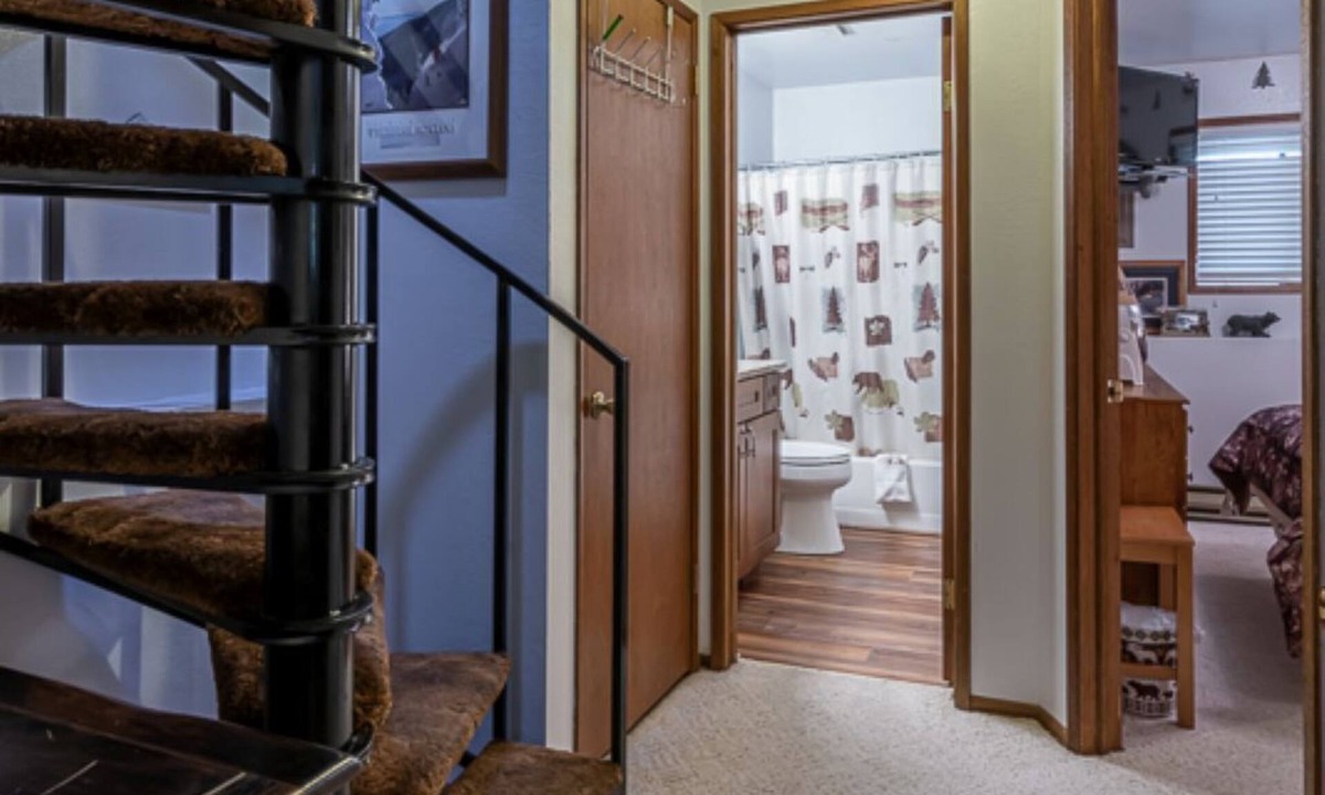 Whitefish Condo | Escape to Ptarmigan Village 79