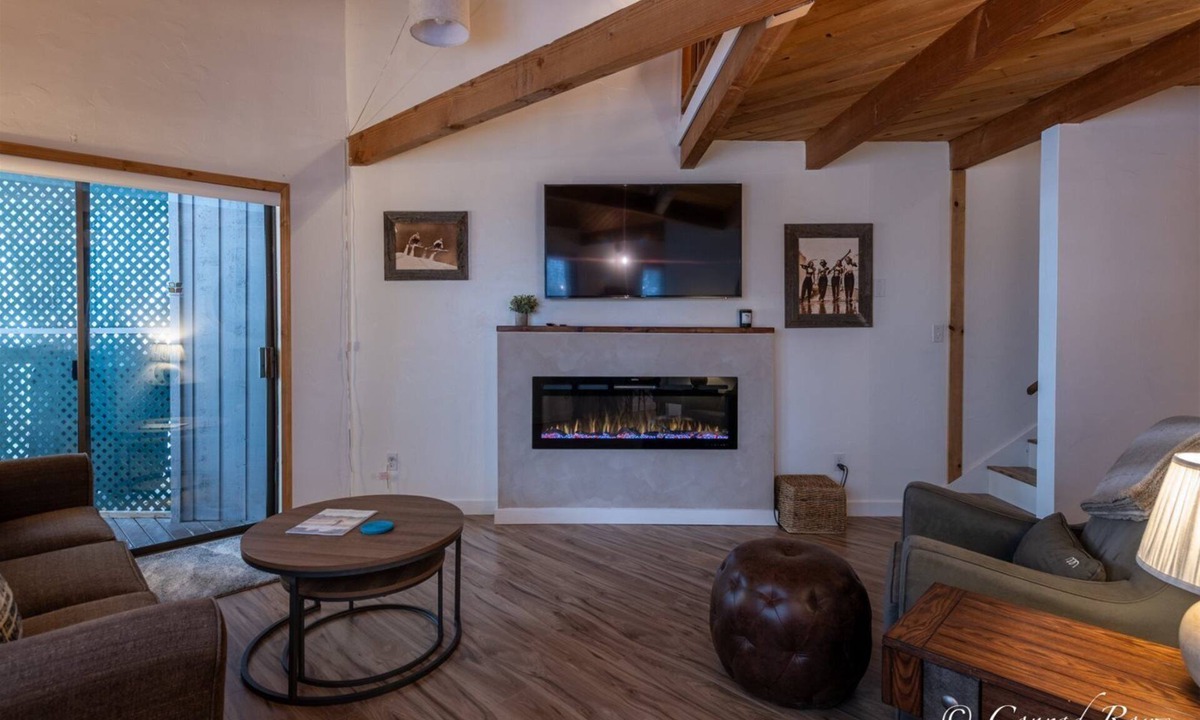 Whitefish Condo | Escape to Ptarmigan Village 2