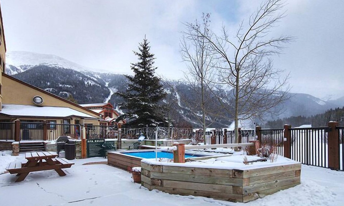 East Village at Copper Hotel | Foxpine Hotel Style Room with 1 Bed #216 by RedAwning