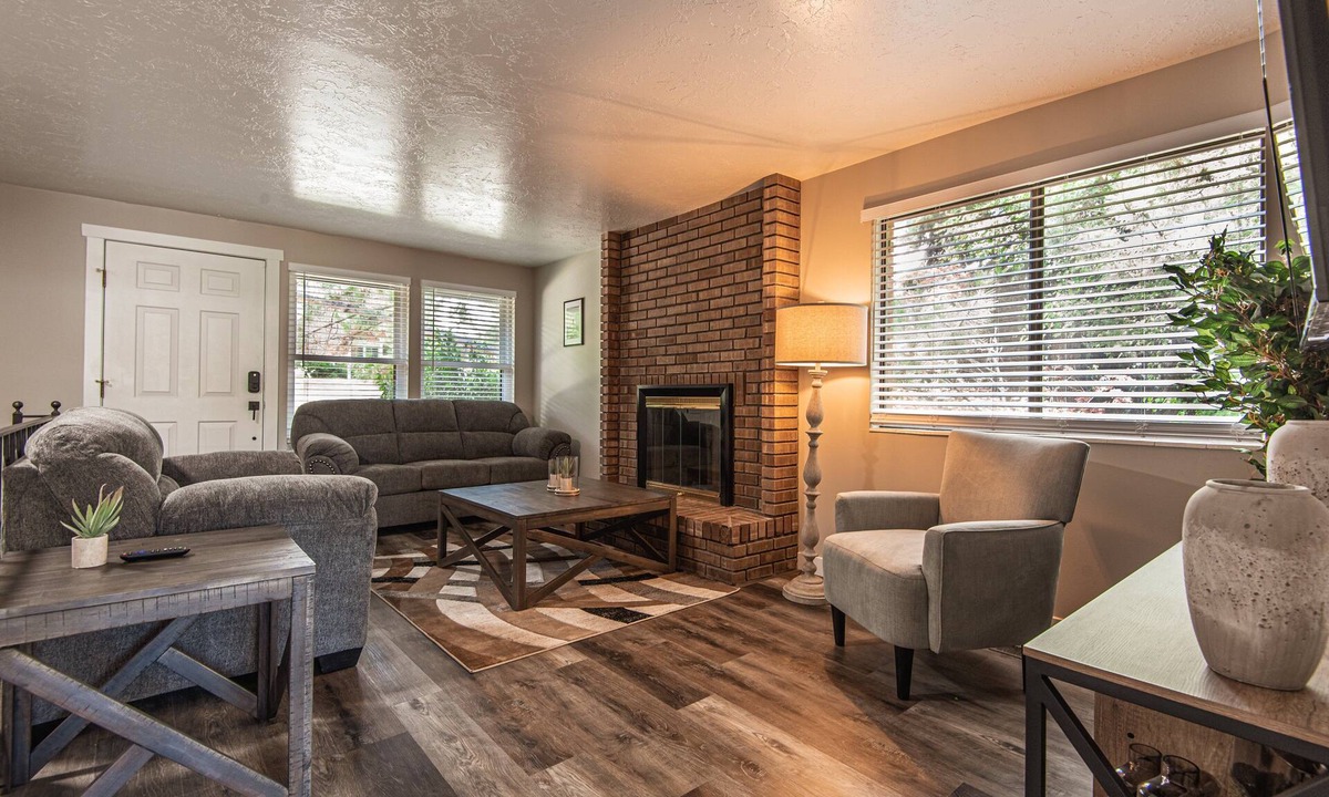 Canyon Rim Apartment | Group-Ready SLC Home | Close to Ski Resorts & Downtown
