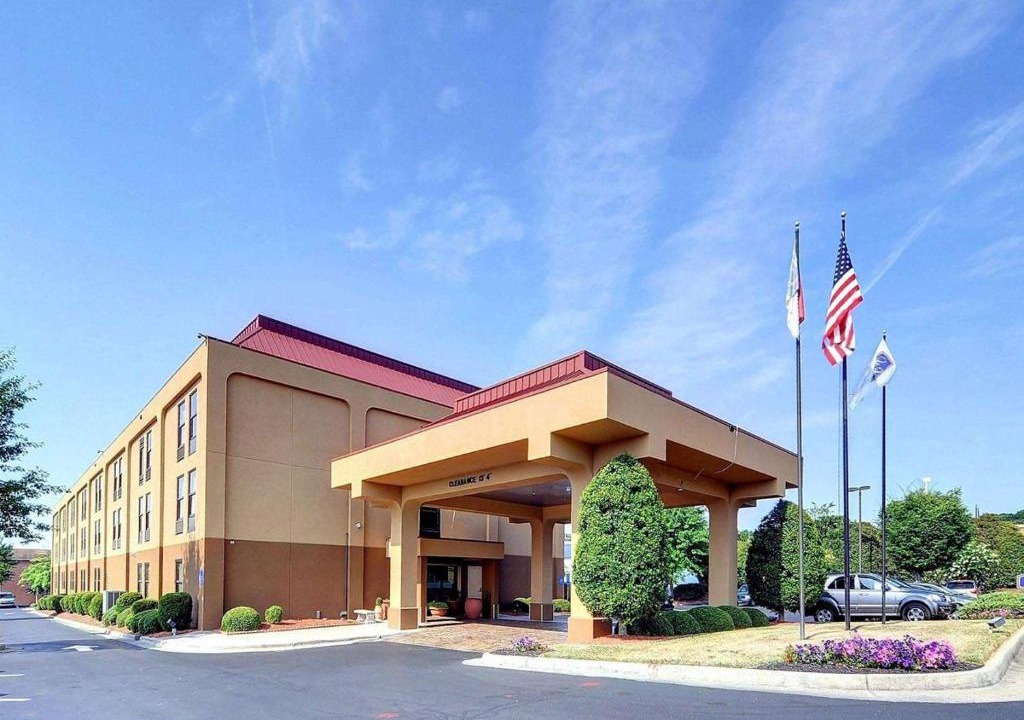 Eden Hotel | Hampton Inn Eden