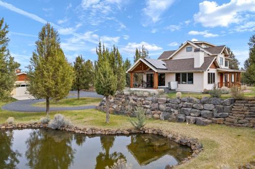 Bend House | High Lowe