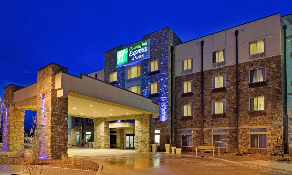 Gallup Hotel | Holiday Inn Express Hotel & Suites Gallup East by IHG