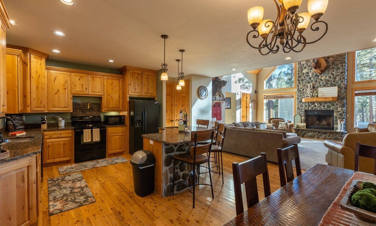 Pagosa Springs House | Hot tub, Gorgeous Cabin, Close to Lake!