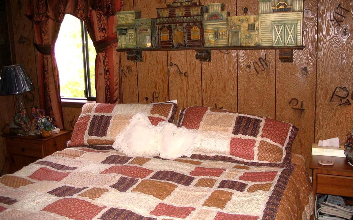 Kalispell House | House ∙ 1 bedroom ∙ 2 guests