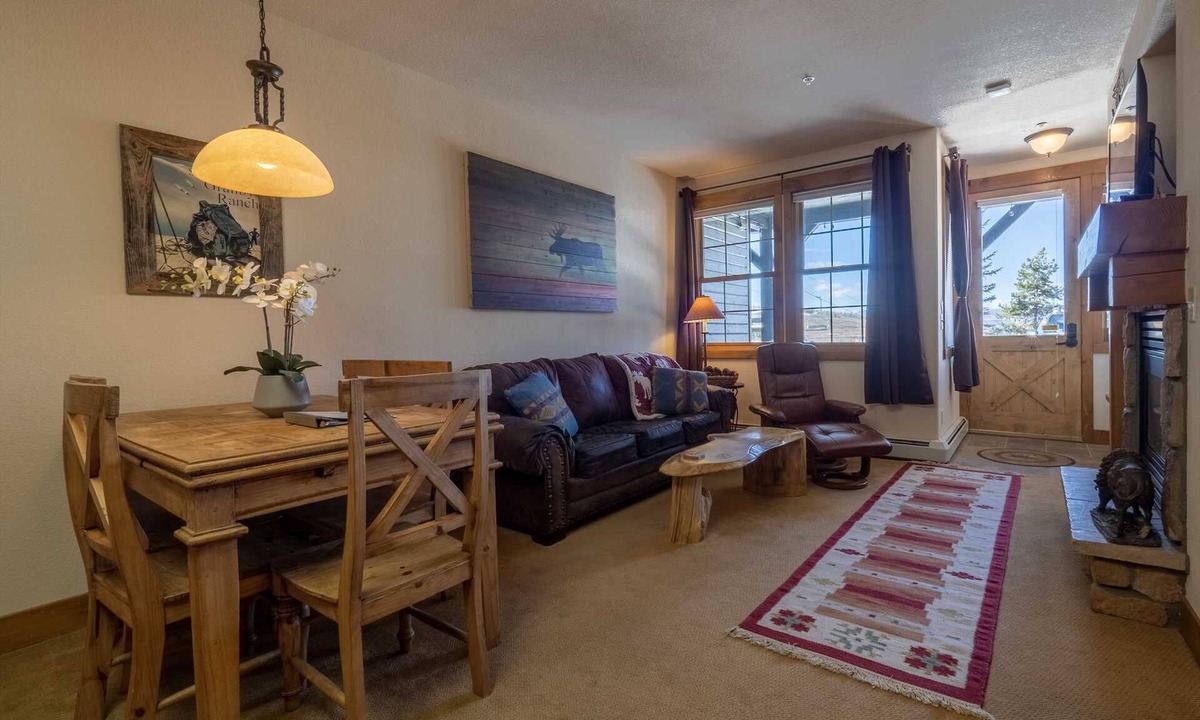 Granby Condo | Kicking Horse Ski In/Out 2 bedroom condo in Granby Ranch with Hot Tub - Sleeps 6