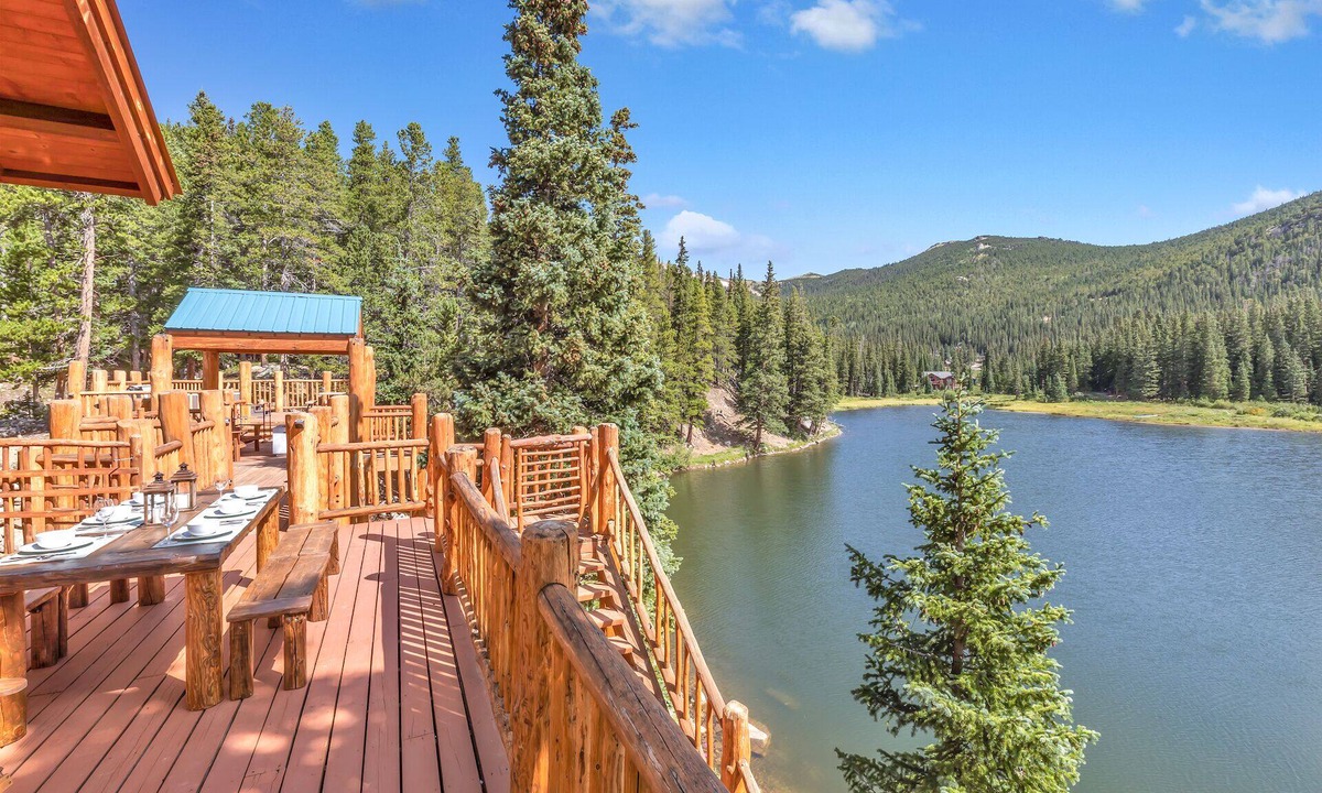 Saint Mary's House | Lake Front Cabin With Mountain Views & Direct Access to Fishing