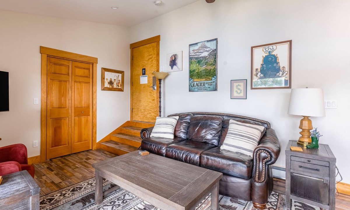 Whitefish Condo | Lakefront Condo w/ Lovely Views, Beach Access & Pool/Hot Tub/Sauna