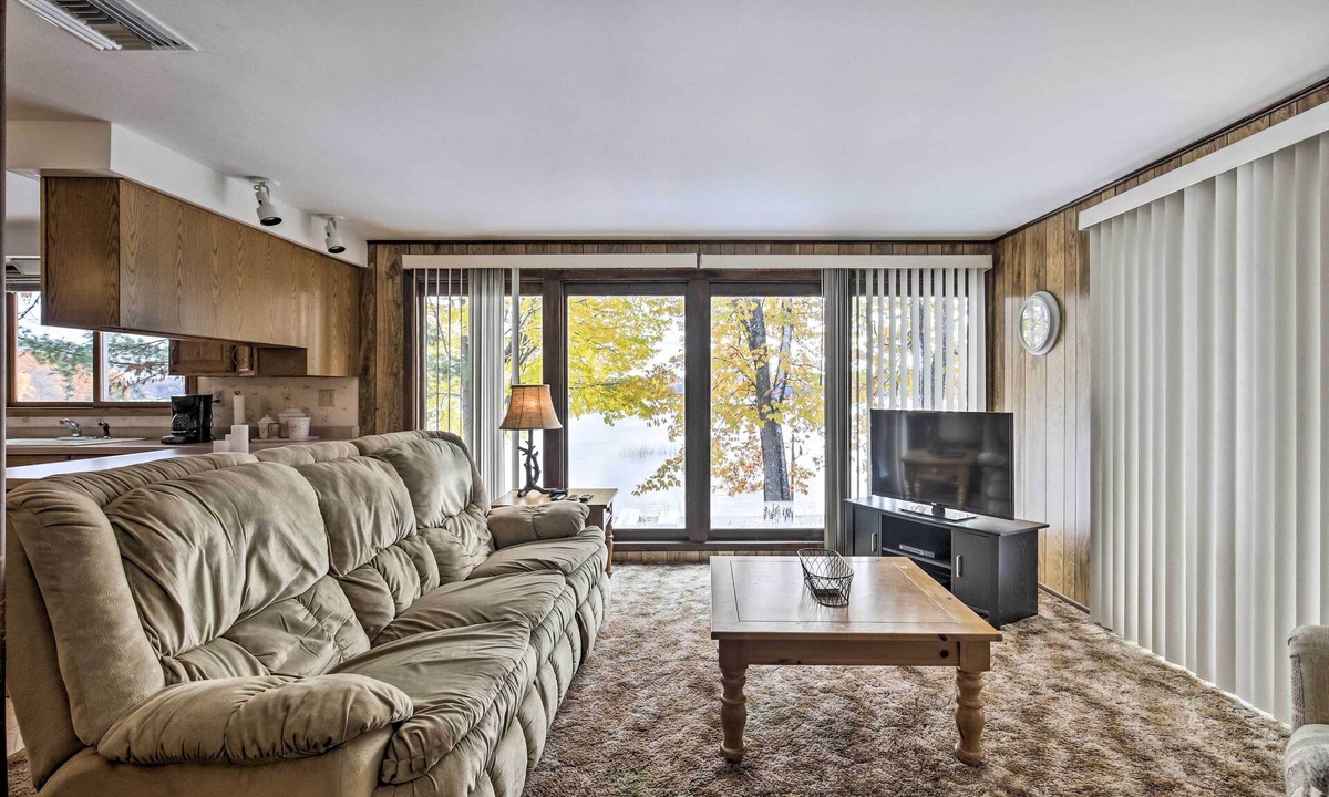 Eagle River Cottage | Lakefront Eagle River Cottage w/Private Dock