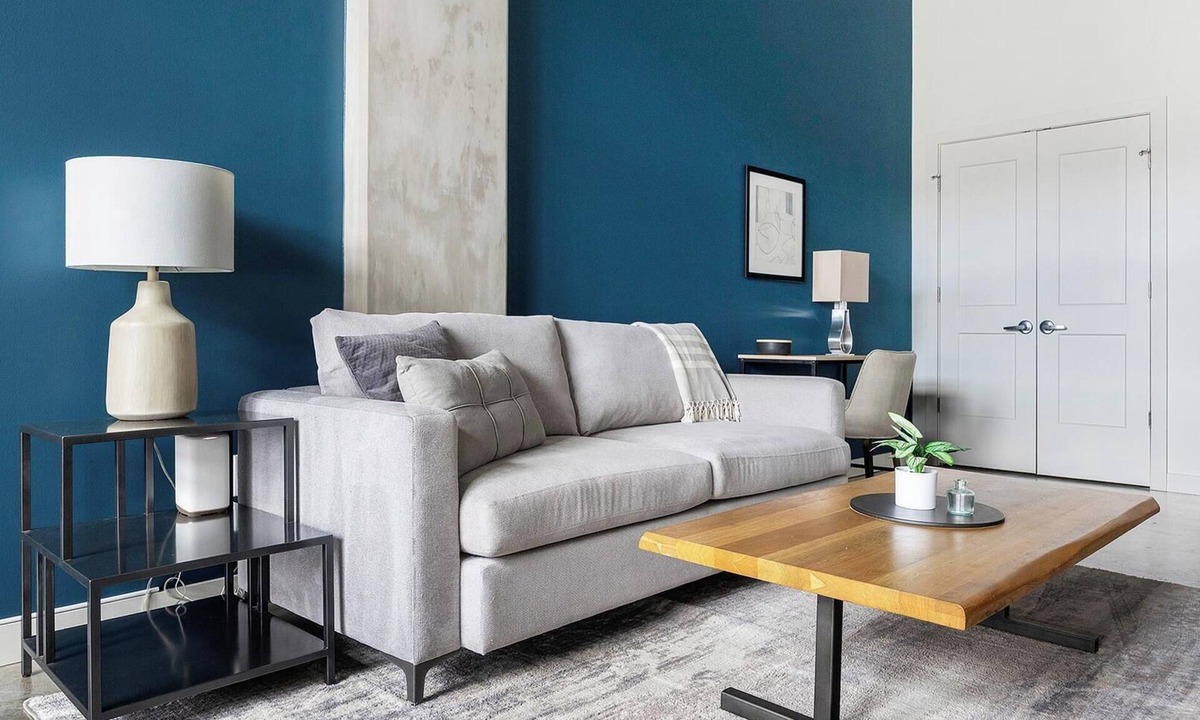 River North Art District Apartment | Landing | Spectacular Studio, Gym, Clubhouse