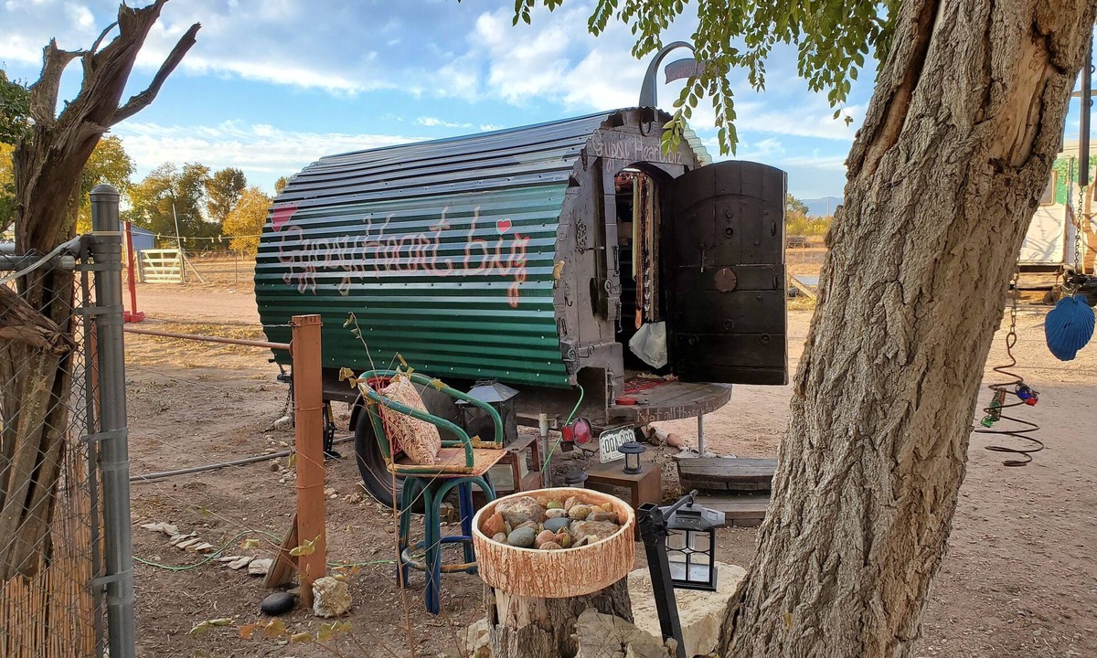 Coal Creek House | Liz's Little Gypsy Caravan W/ Hot Tub
