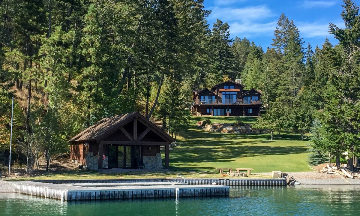 Angel Point House | Luxury Home on Flathead Lake - Non Contact Check-In