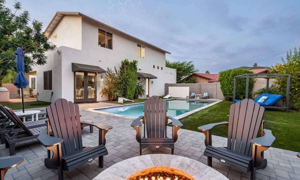 Southwest Village House | Luxury Scottsdale Gem - Steps from Old Town