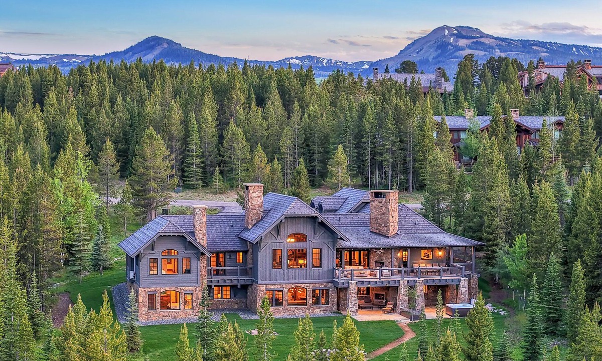 Spanish Peaks House | Luxury Ski In/Out | Andesite Lodge | Spanish Peaks Club