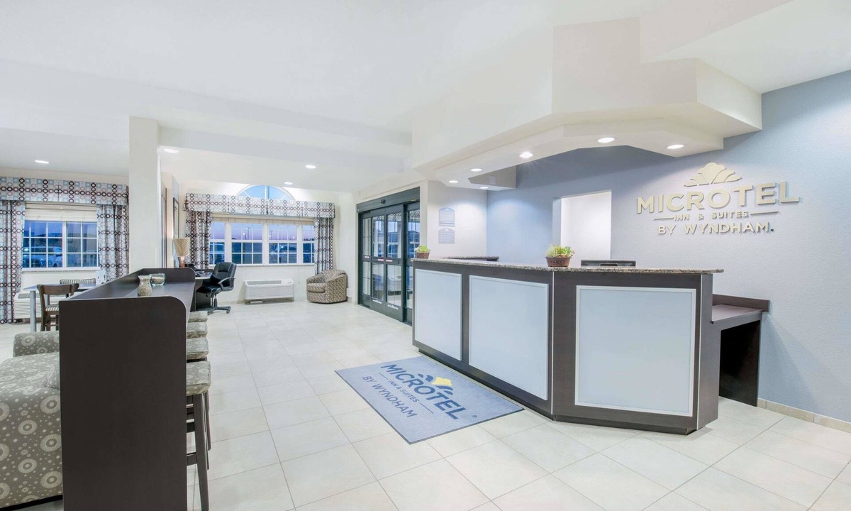 Stanley Hotel | Microtel Inn & Suites by Wyndham Stanley