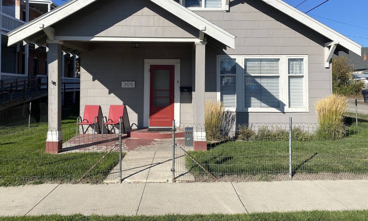 Deer Lodge House | Milwaukee Road House - OLD Acct