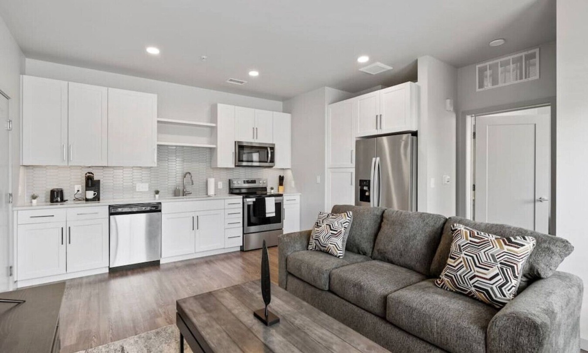 Dupont Apartment | Modern 1BR Near Denver Airport!