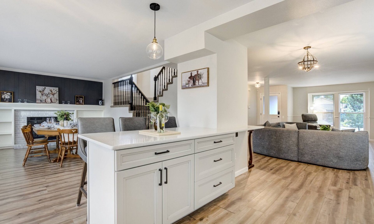 Briargate House | Modern Briargate Home Sleeps 12 | Pet Friendly!